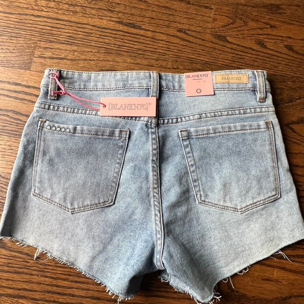 New Blank NYC Crochet Girl's Cut Off Jean Denim Shorts- 14 - Picture 2 of 6